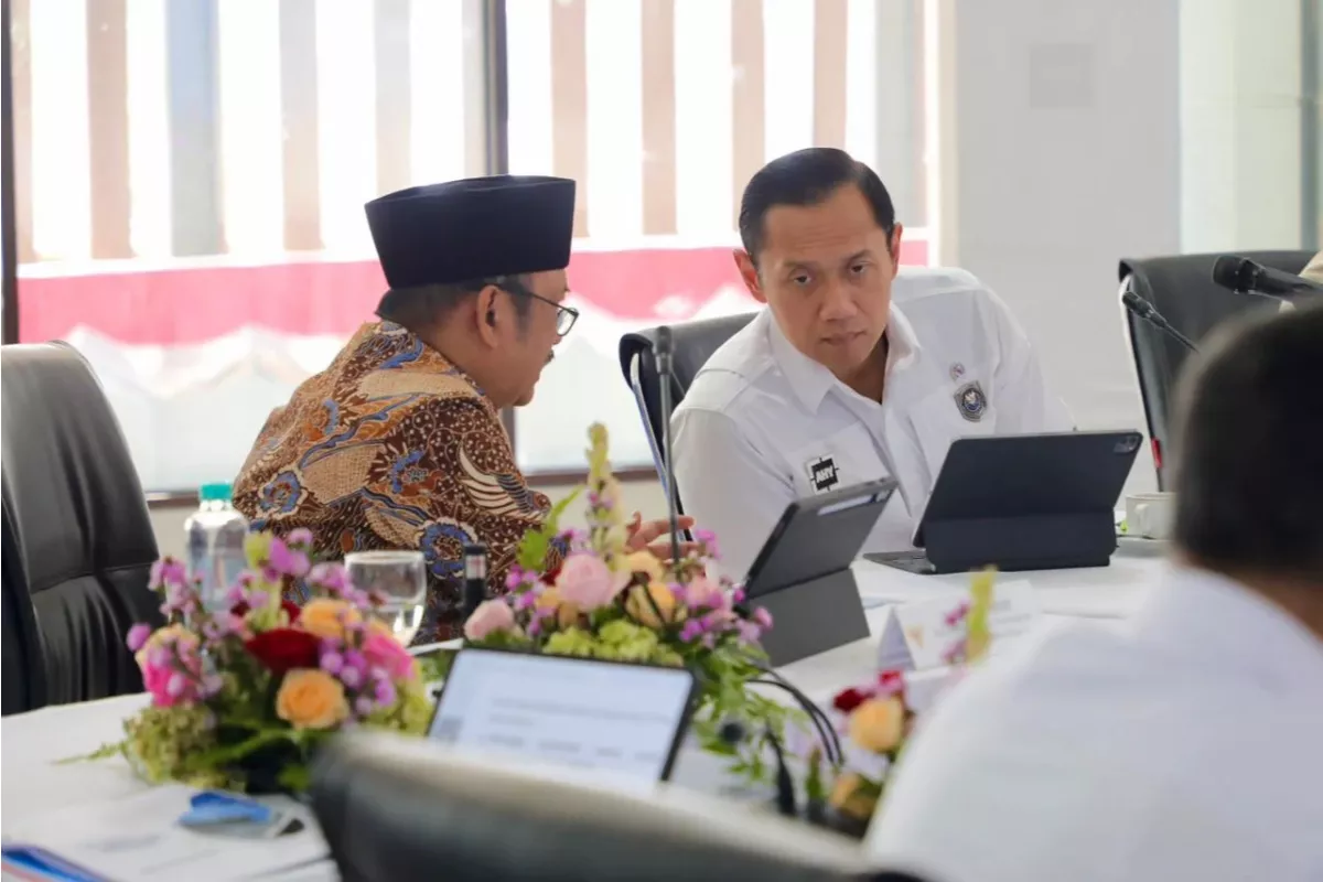 AHY Dorong Penguatan Industri Perkeretaapian Transportasi Efisien