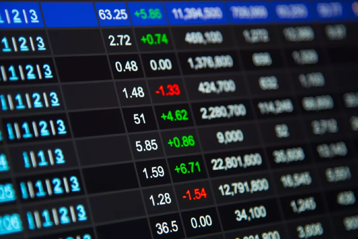 Saham First Media Melejit 66 Persen Tanpa Aksi Korporasi