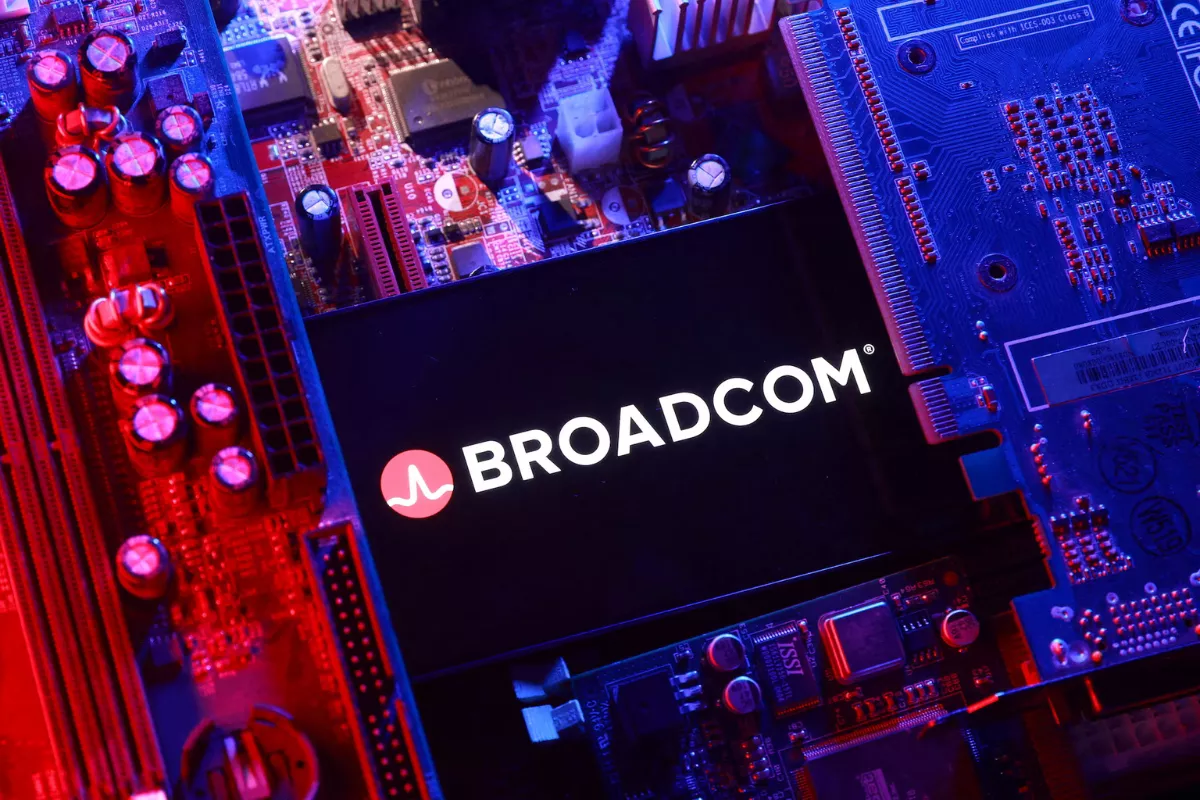 Inisiatif Pembiayaan AI Nvidia dan Broadcom Bawa Risiko Menurut Wolfe