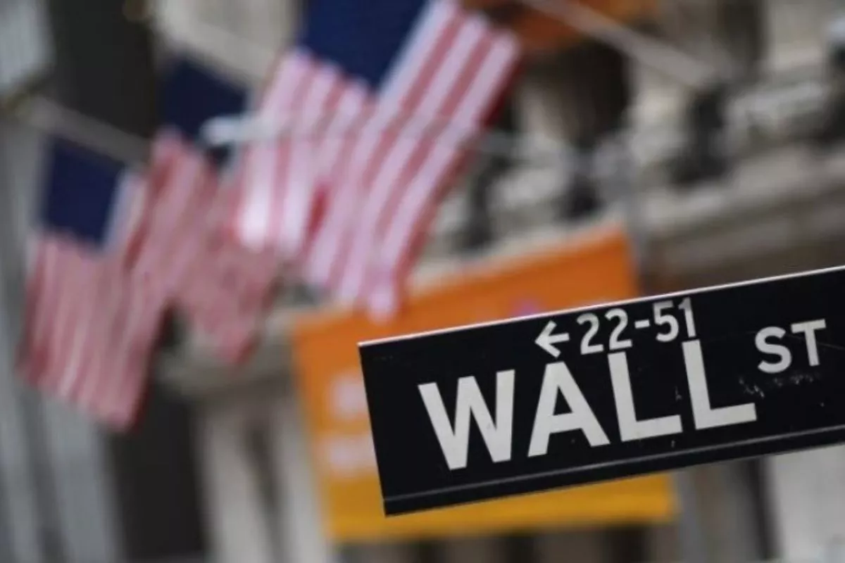 Saham Semikonduktor Meroket Indeks Wall Street Ditutup Menguat