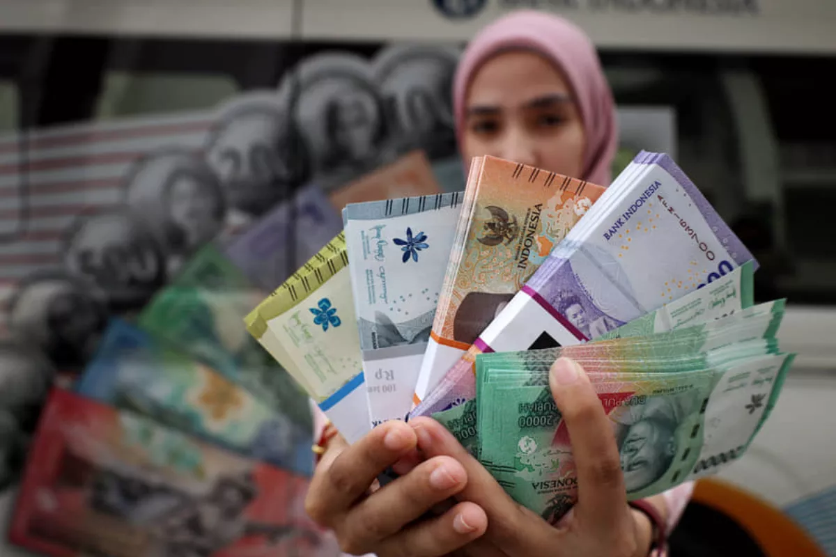 Rupiah Jumat Menguat Rp17.897 Terpengaruh Stabilnya Cadangan Devisa