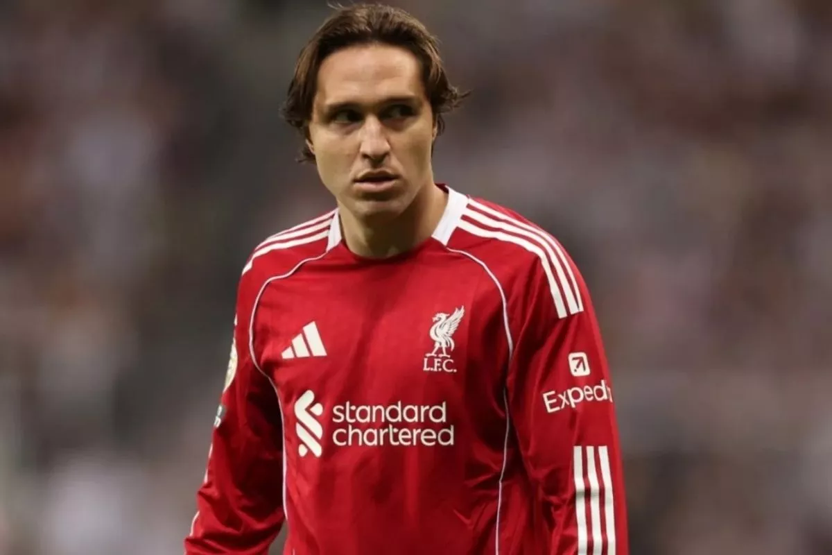 Chiesa Siap Buktikan Diri ke Iraola dan Bertahan di Liverpool