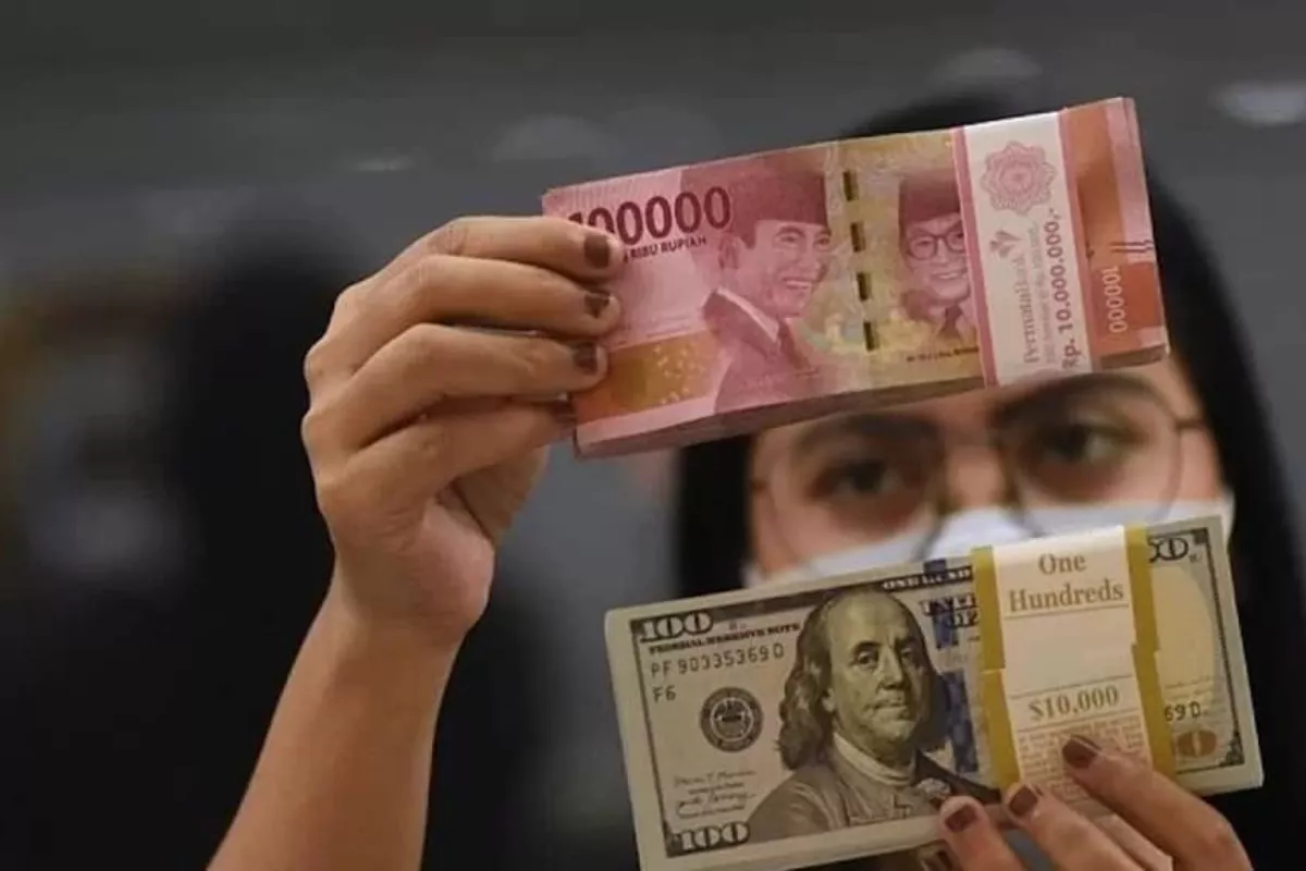 Nilai Tukar Rupiah Berhasil Bangkit ke Rp18.073 per Dolar AS Sore Ini