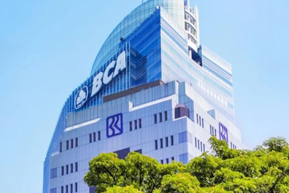 Analisis Saham BBCA dan BBRI yang Turun ke Titik Terendah Lima Tahun