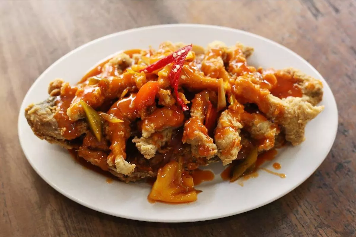 Cara Membuat Nila Goreng Asam Manis Segar untuk Lauk Keluarga