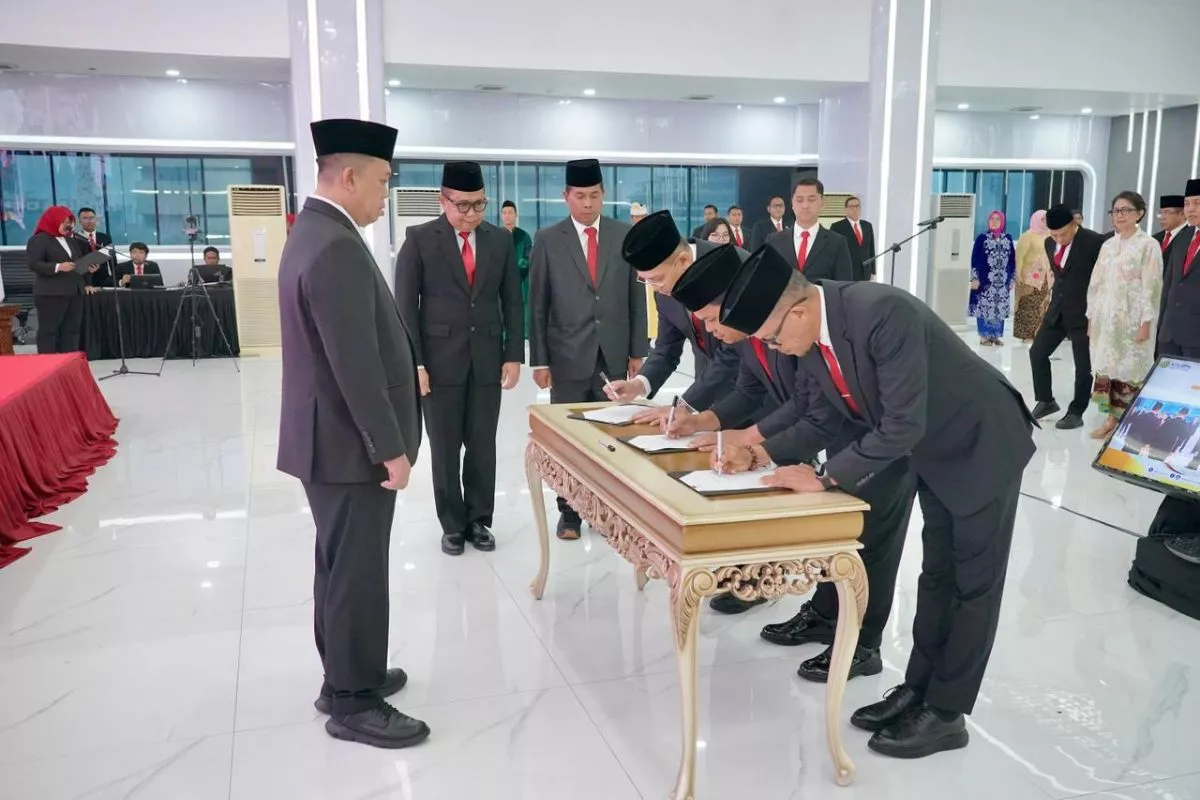 Menteri Nusron Minta Utamakan Kemudahan Layanan Pertanahan
