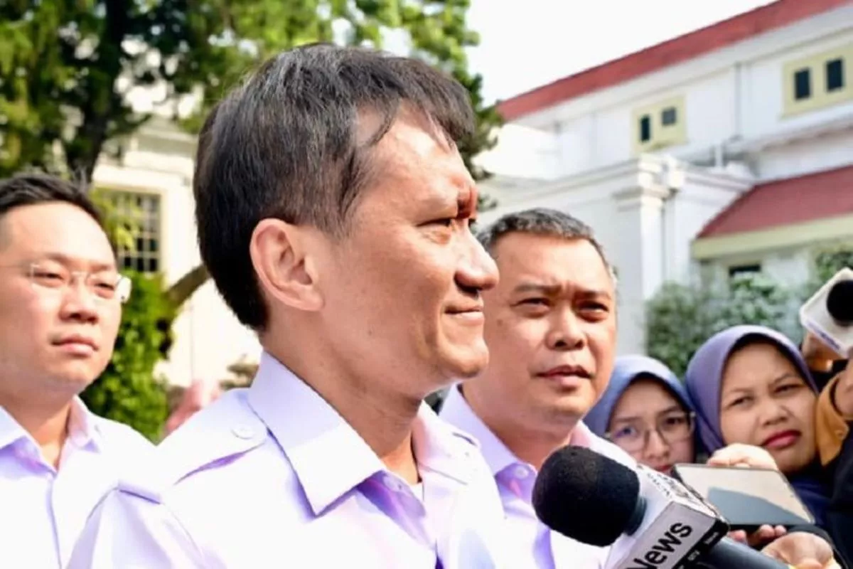 Prabowo Perintahkan Renovasi Stasiun Gambir Rampung dalam 2 Tahun