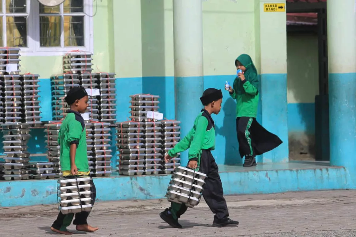 MBG Tetap Jalan Meski SPPG Baru Dimoratorium