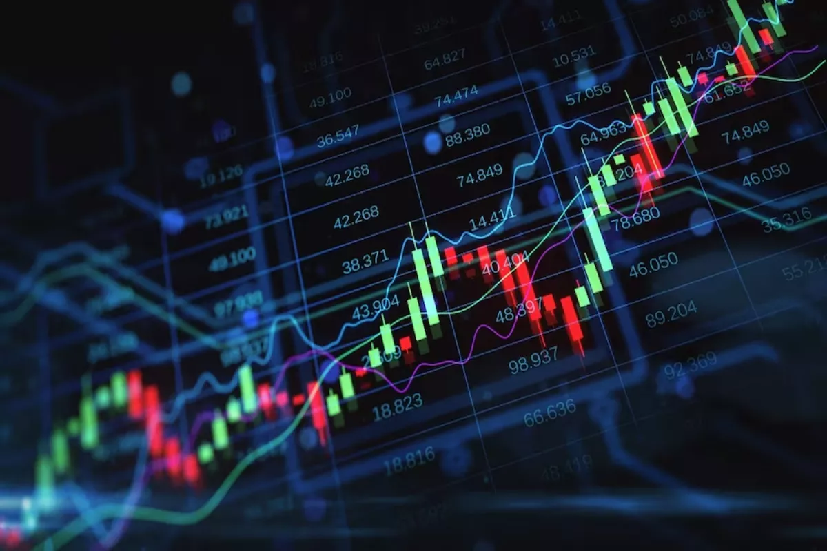 Prediksi IHSG Hari Ini: Konsolidasi di Tengah Penantian Kebijakan Bank
