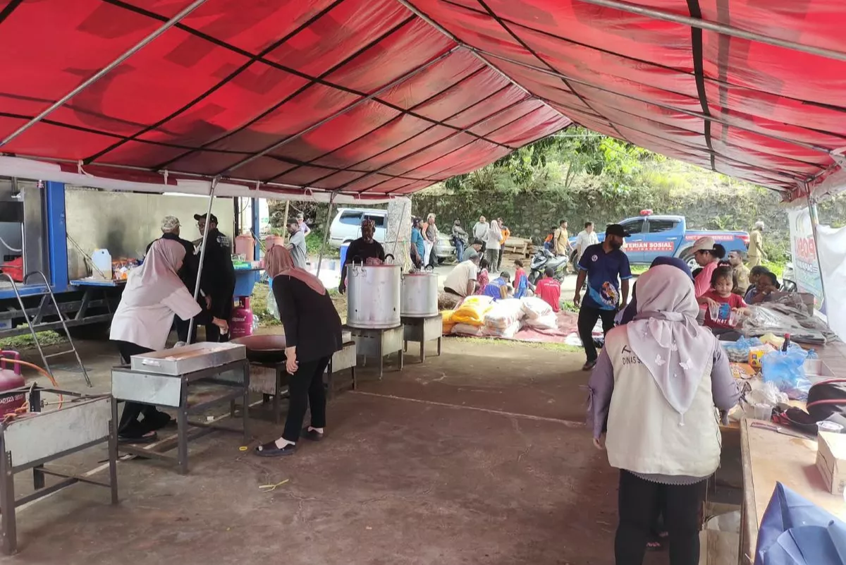 BRI Salurkan Bantuan Rp100 Juta untuk Korban Kebakaran Mandala