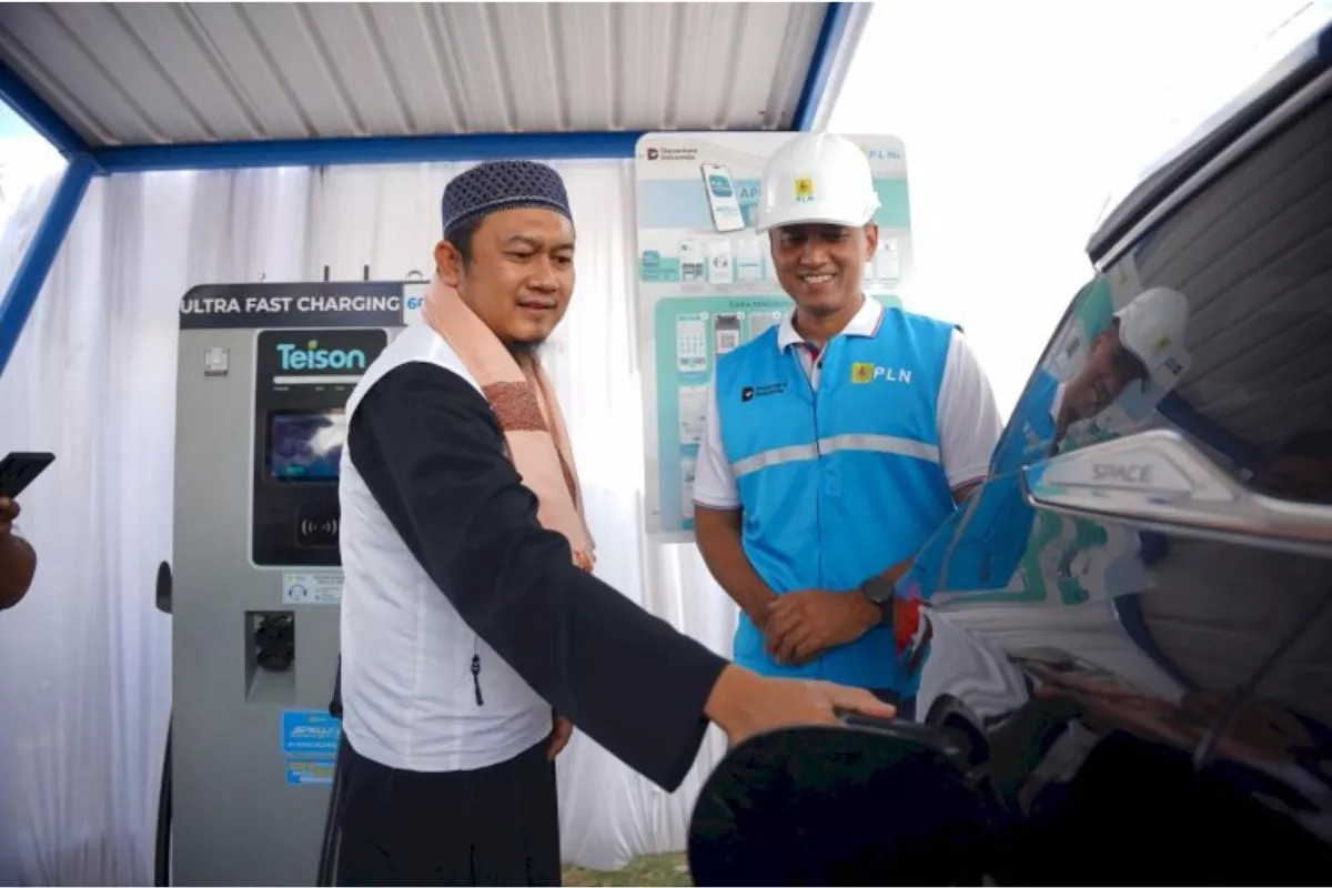 PLN Perkuat Ekosistem Kendaraan Listrik di Ruas Tol Solo-Ngawi