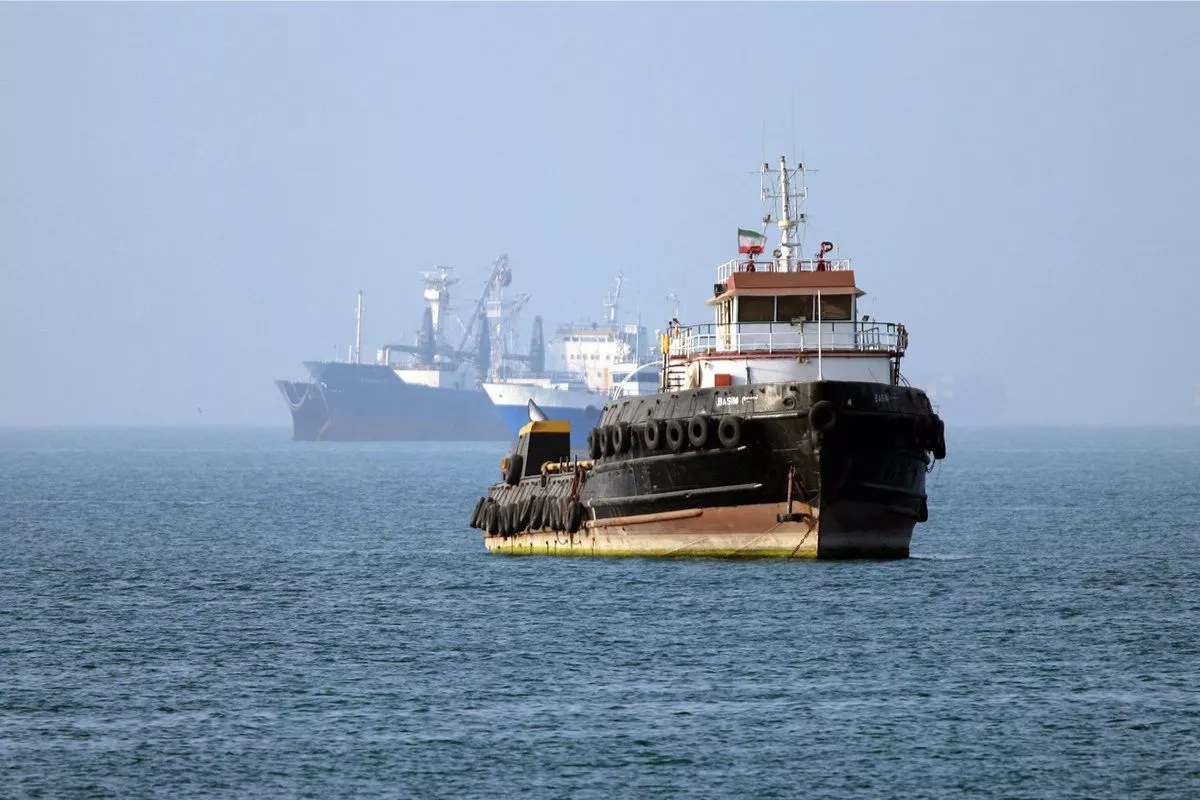Iran Tutup Selat Hormuz Total Imbas Ketegangan dengan AS