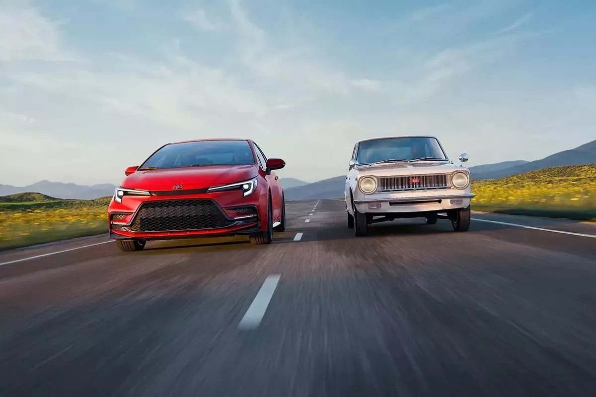 Perangai Mewah Toyota Corolla Edisi Ulang Tahun ke-60 Resmi Dipamerkan