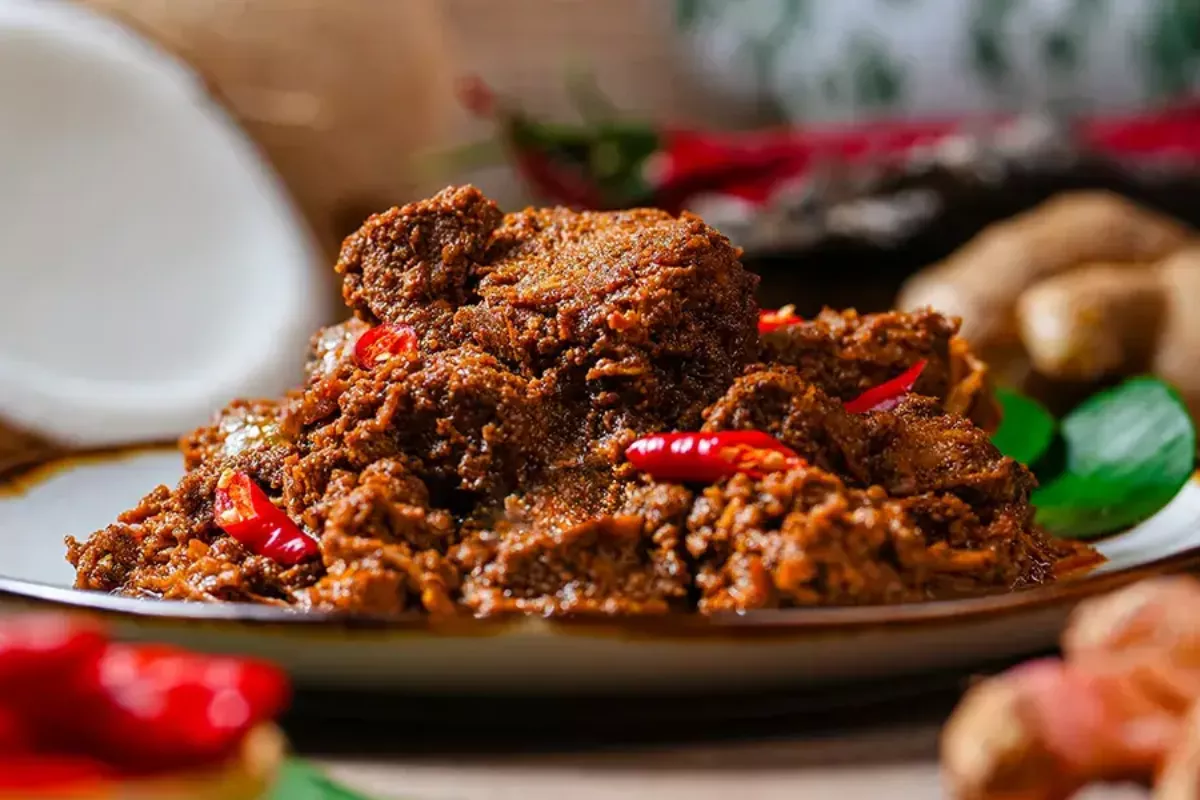 Cara Membuat Rendang Sapi Empuk dan Hitam Pekat
