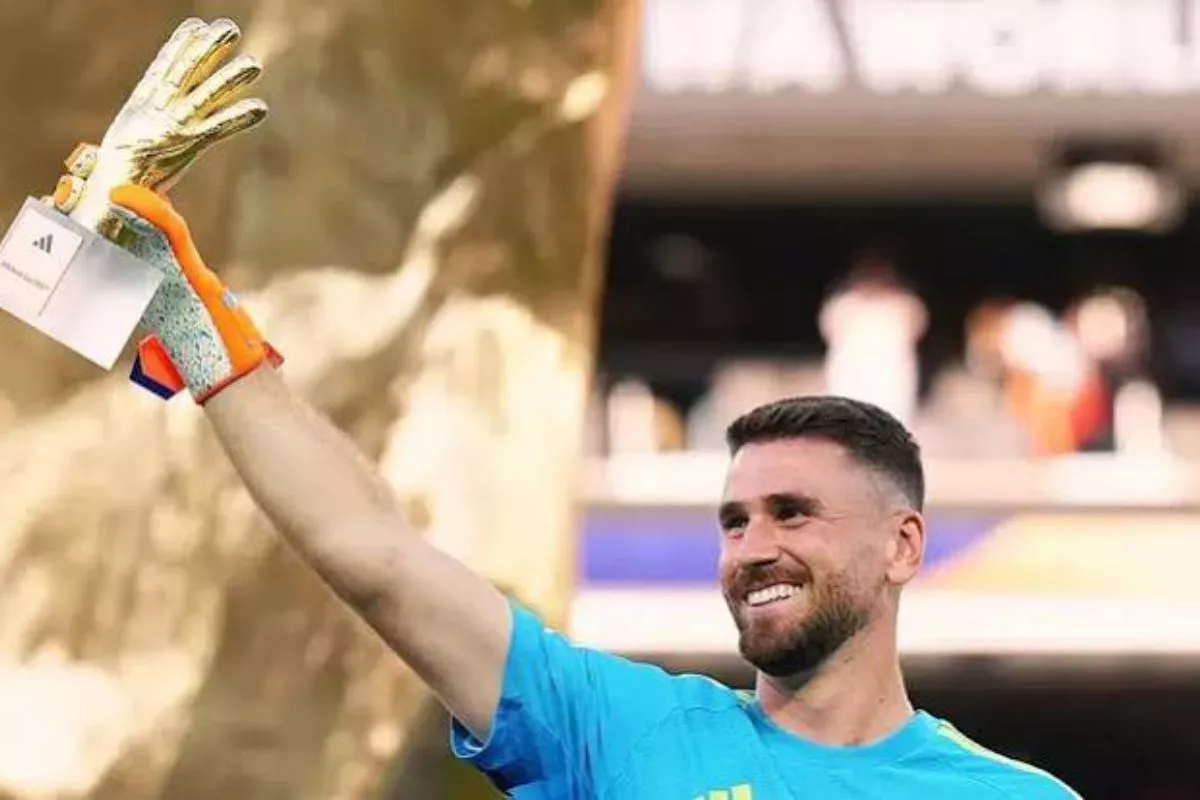Jadi Kiper Terbaik, Unai Simon Sabet Sarung Tangan Emas Piala Dunia 2026