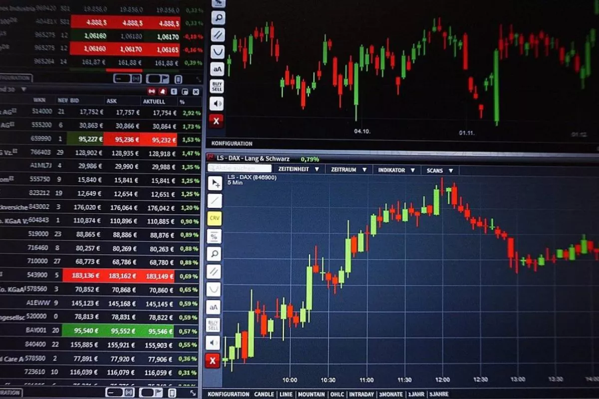 Daftar Saham PER Terendah dan Tertinggi LQ45 28 Juli 2026