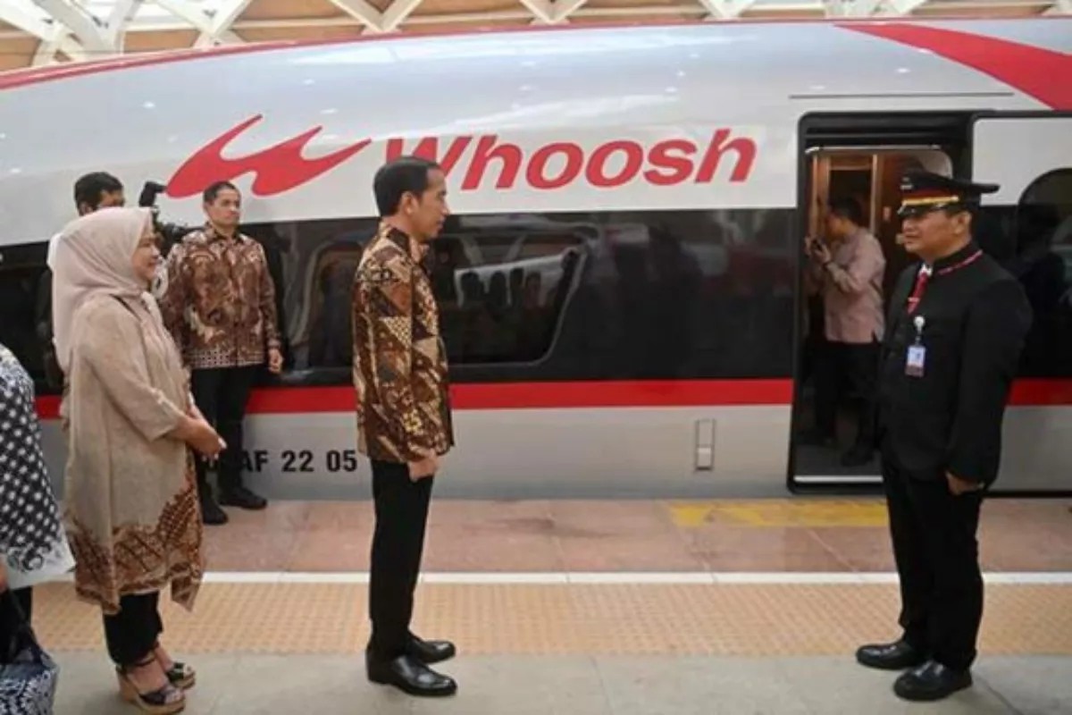 Beban APBN Membengkak untuk Bunga Utang serta Kewajiban Kereta Whoosh