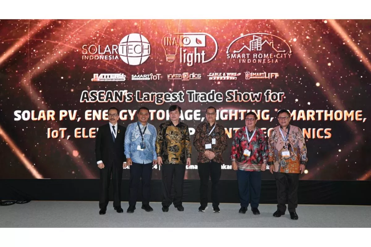 800 Perusahaan Ramaikan Pameran Solartech Indonesia 2026 di Jakarta