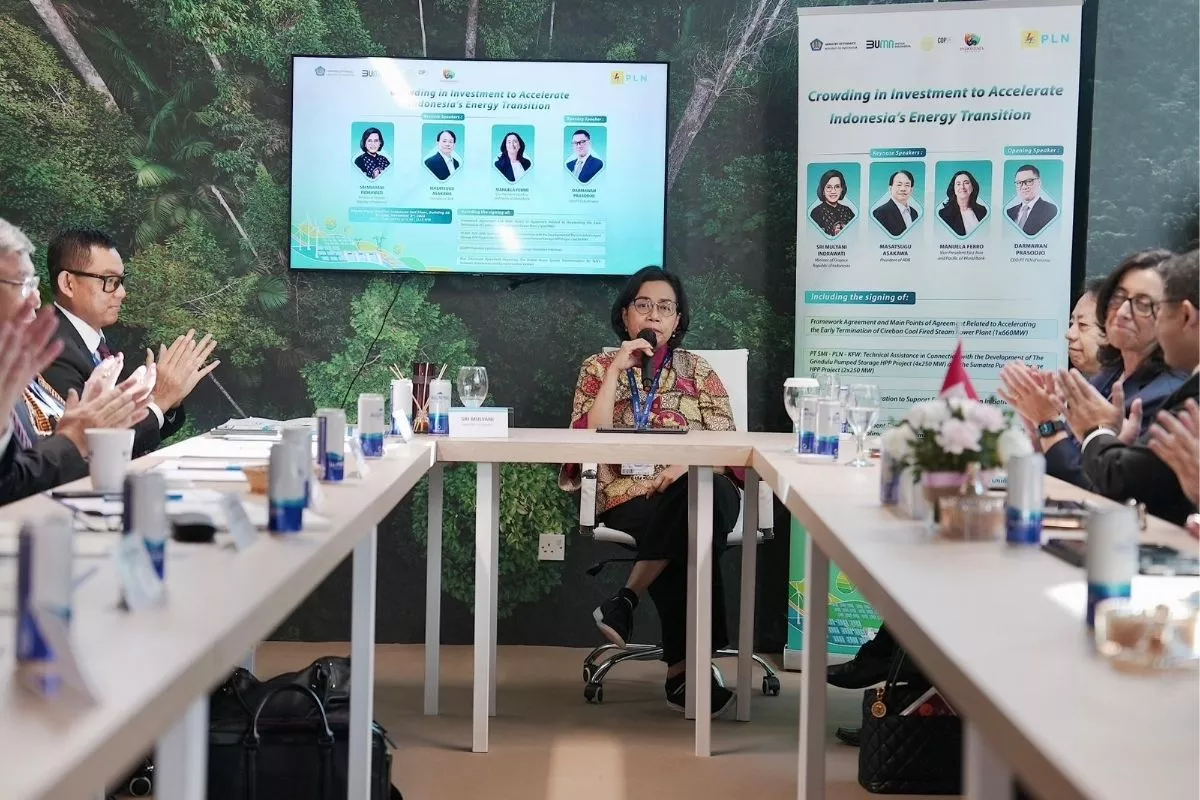 Akselerasi Transisi Energi, PLN dan Jabar Tandatangani Kerja Sama