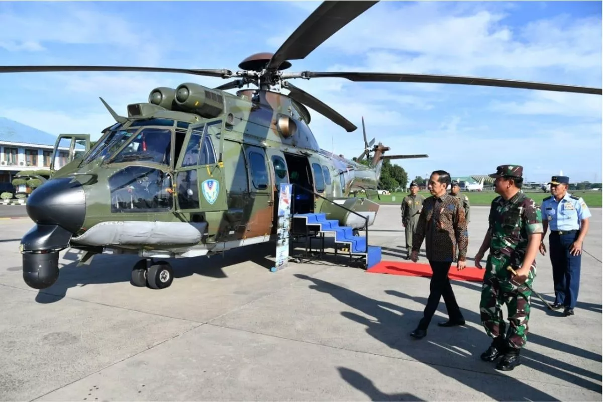 TNI AU Pukul Mundur Karhutla 44 Km dari IKN Pakai Helikopter Caracal