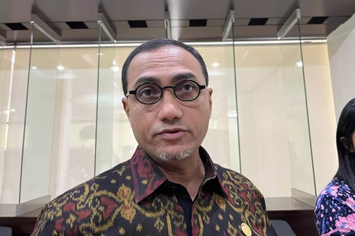 OJK Minta Investor Tak Panik Jelang Pengumuman Review MSCI
