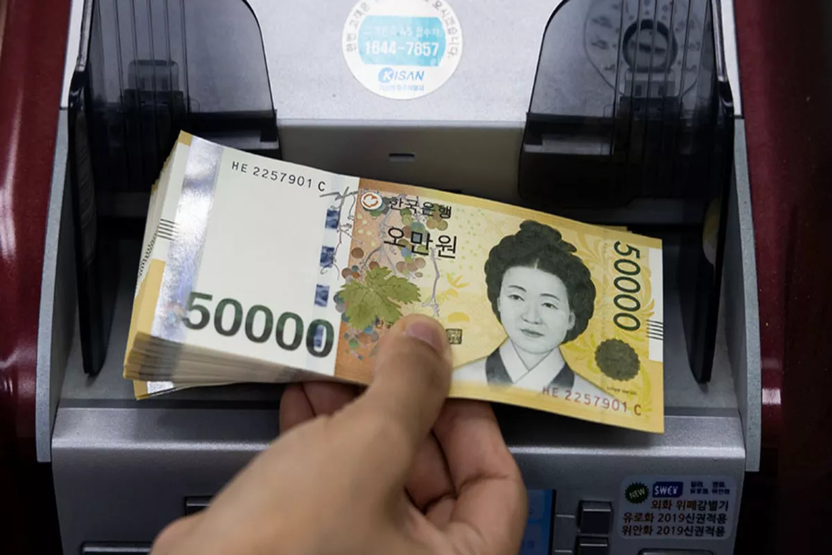 Won Korea Selatan Perkasa di Asia, Kurs Rupiah Masih Melorot Rabu Ini