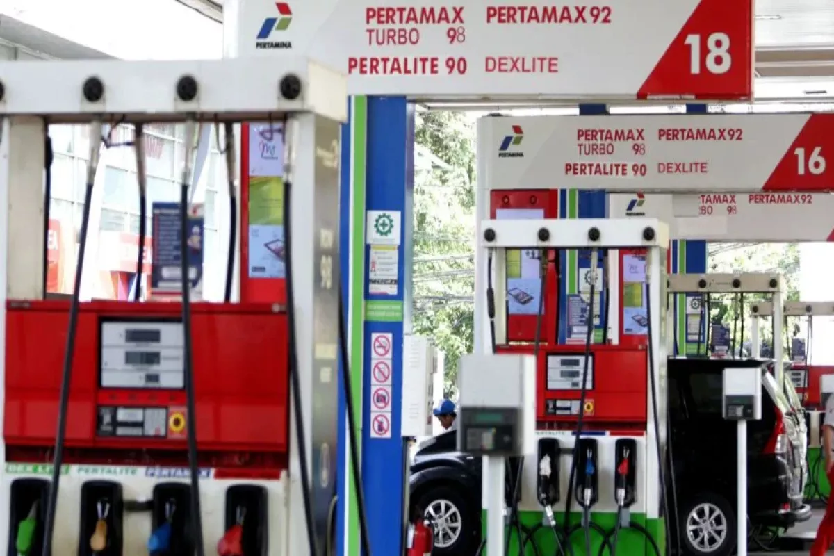 Harga BBM Nonsubsidi Pertamina Diubah, Dexlite dan Dex Turun