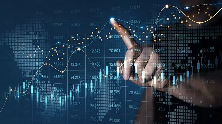 IHSG Senin Hari Ini Diprediksi Sideways, Lirik Saham Pilihan