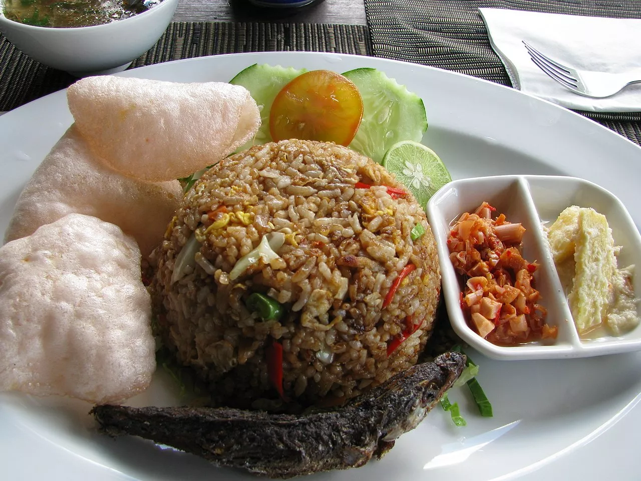 Resep Nasi Goreng Spesial Restoran yang Mudah Dibuat di Rumah