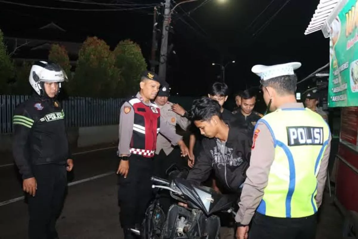 Polres Metro Gencarkan Patroli Rutin Demi Cegah Gangguan Kamtibmas