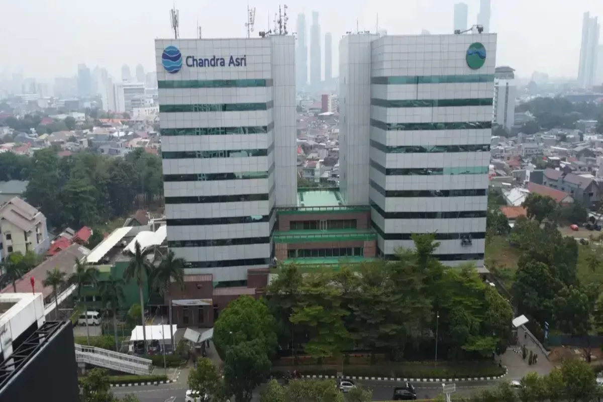 Direktur Chandra Asri TPIA Borong 1,75 Juta Saham Saat Harga Ambles