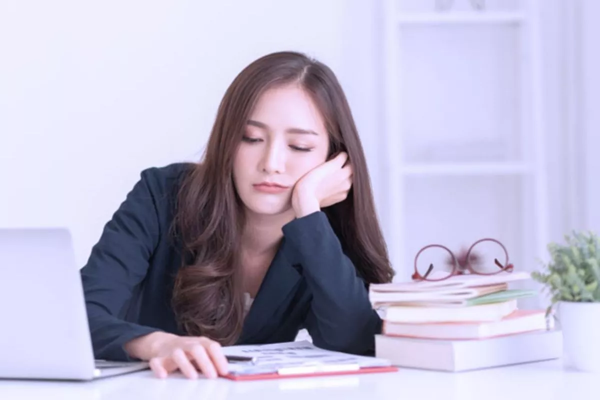 Kenapa Suka Menunda Pekerjaan? Ini Penyebabnya Menurut Psikolog