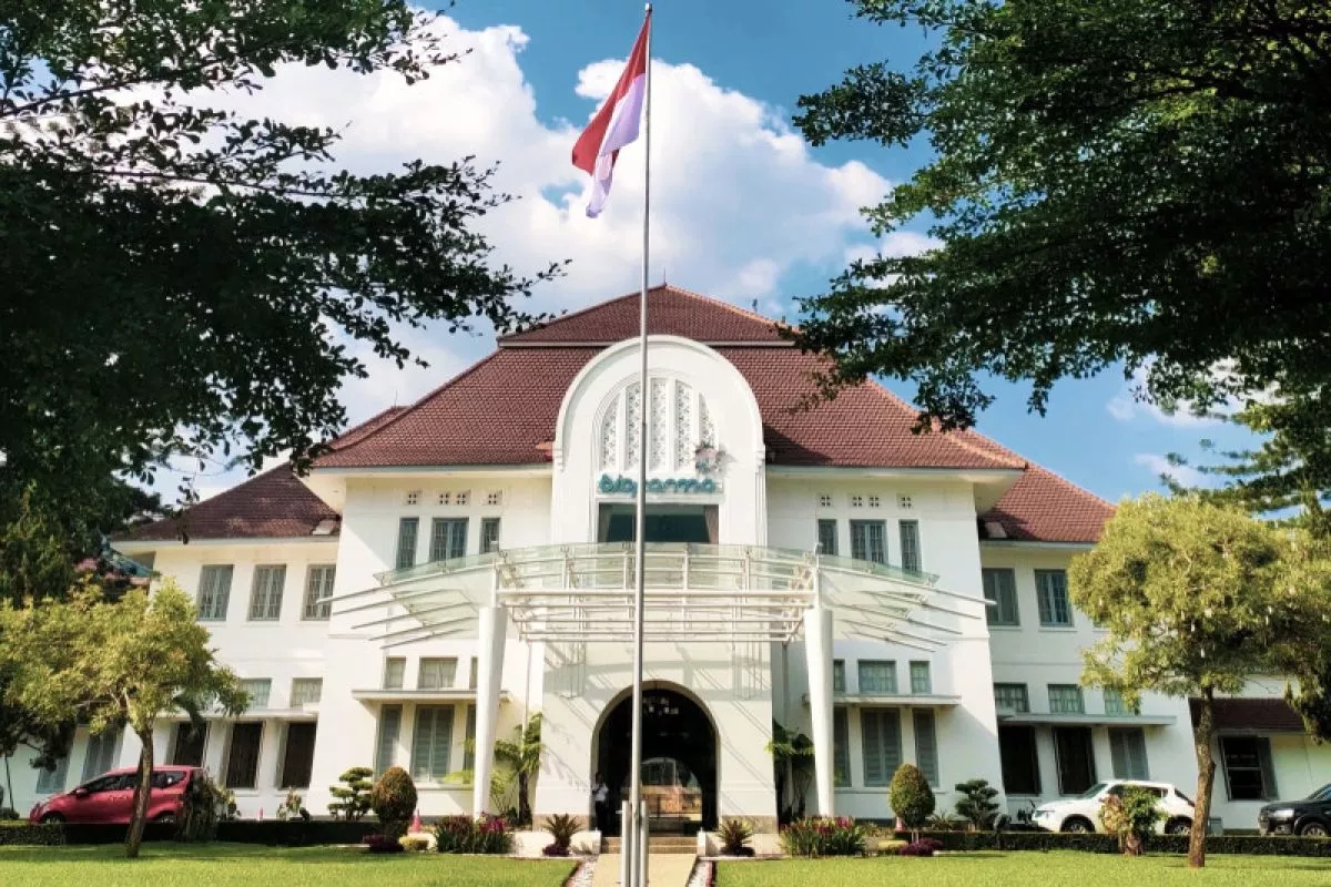 Bio Farma Cs Targetkan EBITDA Rp1,55 Triliun dan Laba pada 2026