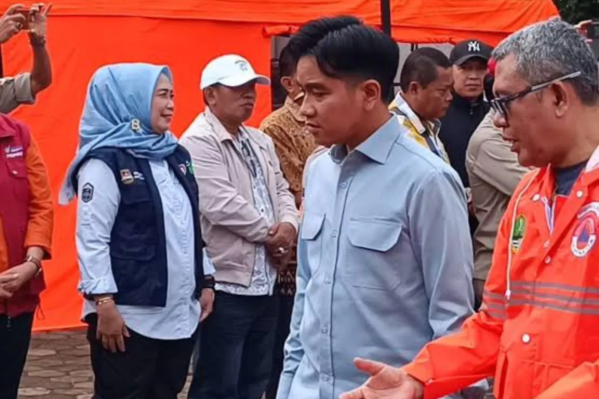 Tinjau Bencana NTT, Gibran: Tak Boleh Ada Warga Tak Tersentuh Bantuan