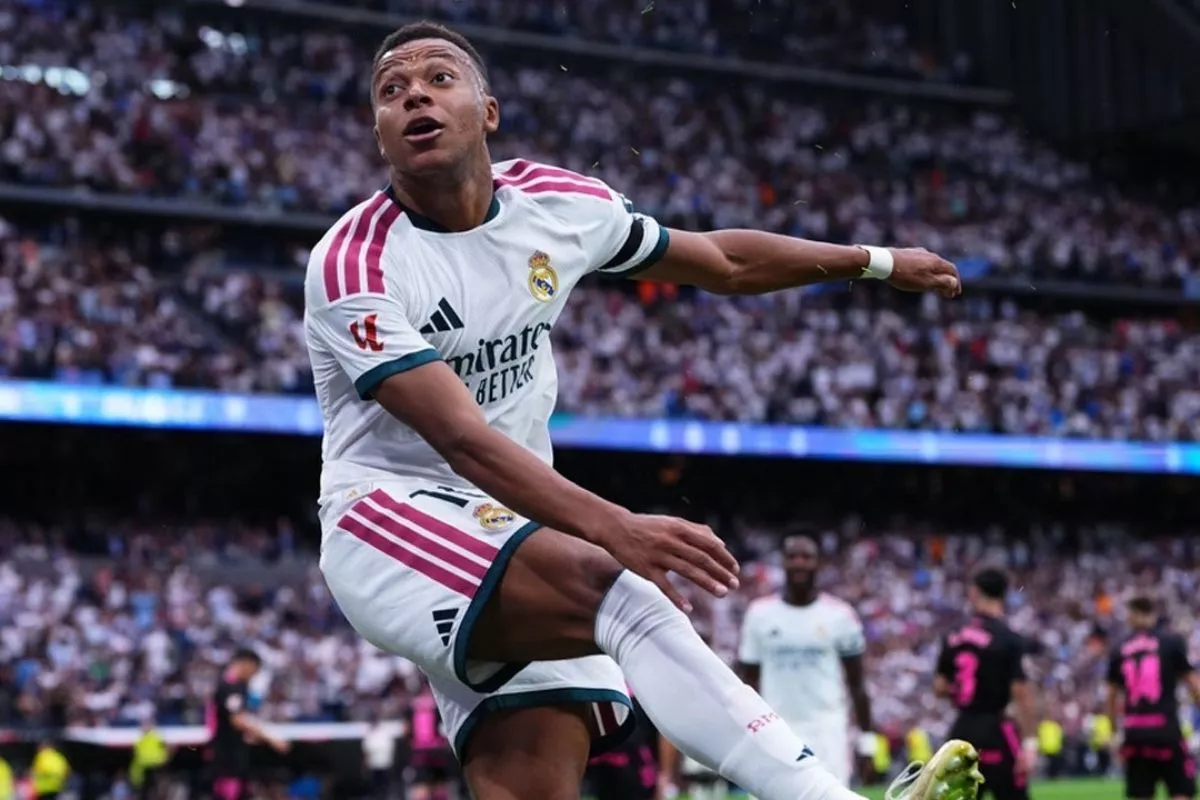 Kisah Ryan Giggs Saat Manchester United Tolak Rekrut Kylian Mbappe
