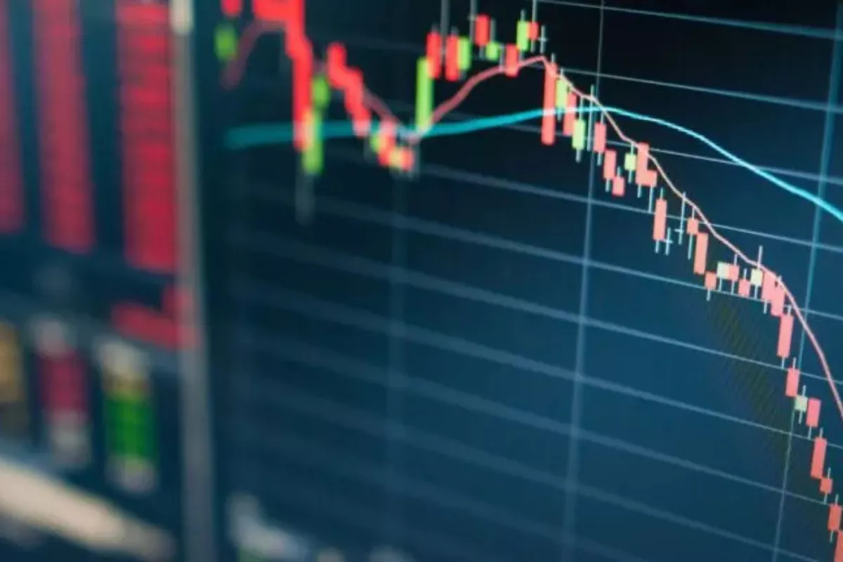 IHSG Melemah ke 6.166,564 di Pagi Ini, Sektor Infrastruktur Anjlok