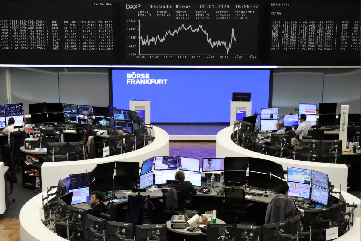 Bursa Eropa Datar Jelang Kenaikan Suku Bunga ECB dan CPI AS