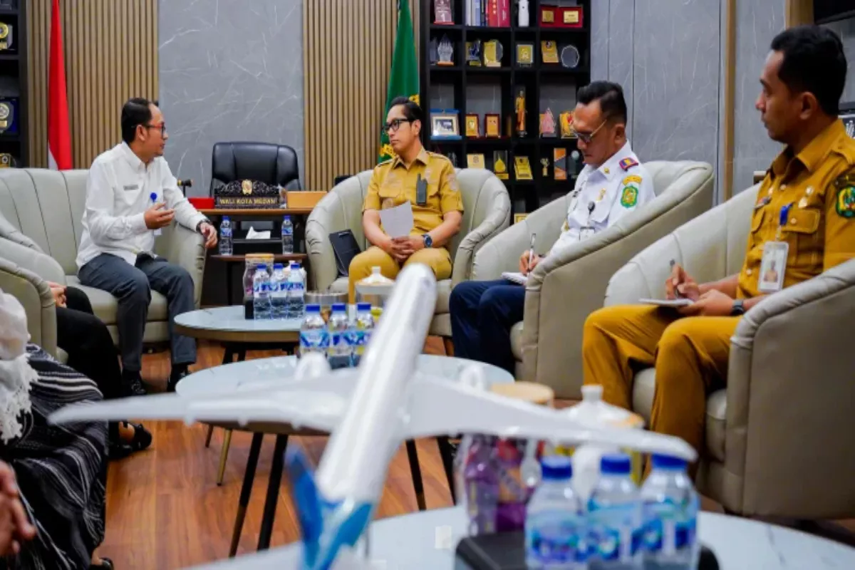 Kolaborasi Rico Waas dan Garuda Indonesia Sambut Apeksi 2026 Medan 