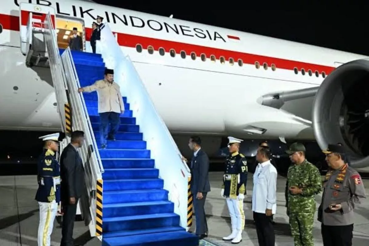 Presiden Prabowo Tiba di Tanah Air dan Dorong Kerja Sama Ekonomi Rusia