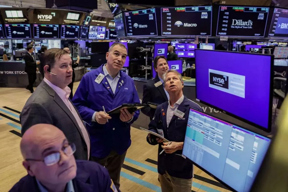Aksi Profit Taking Saham Tekno Tekan Indeks Nasdaq dan S&P 500