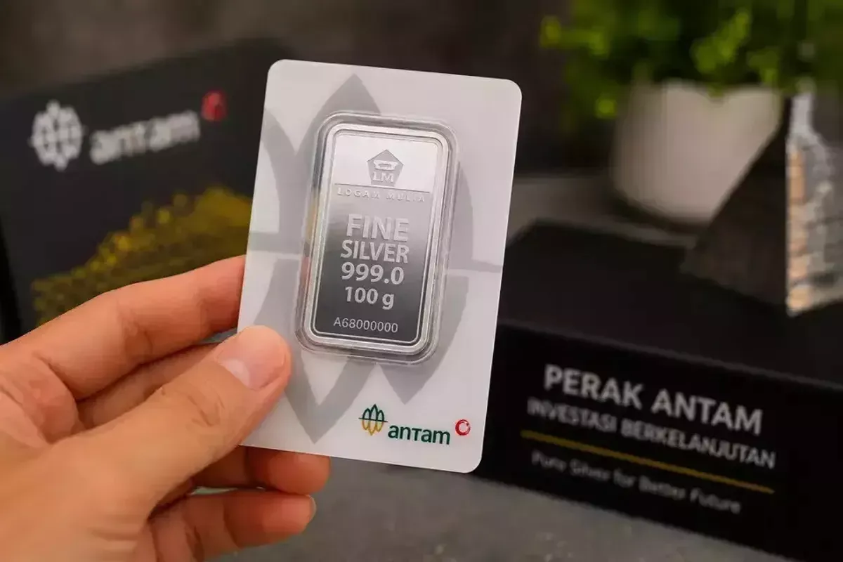 Harga Perak Antam Naik Rp 300 Mengikuti Penguatan Emas