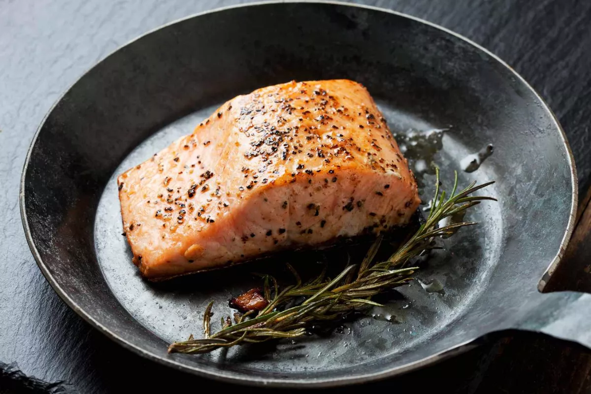 Ragam Manfaat Salmon Bagi Kesehatan Tubuh