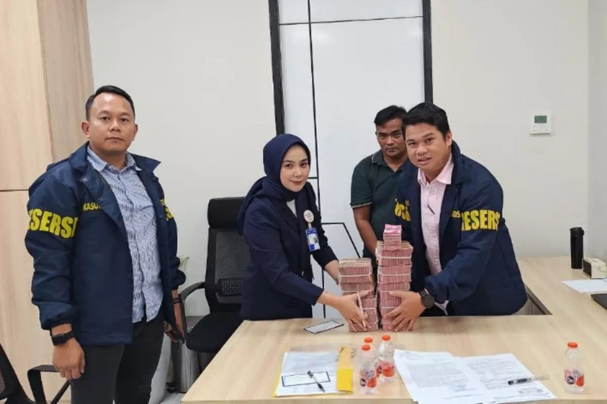 Polda Riau Bekuk Pemilik Toko Emas dan Pemodal PETI Kasus TPPU