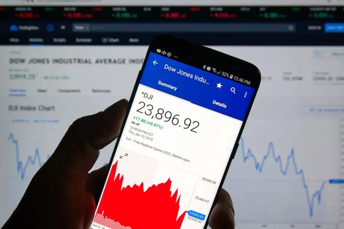 Dow Jones Turun 0,51 persen, Nasdaq Anjlok 0,31 persen di Tengah Ketegangan AS–Iran