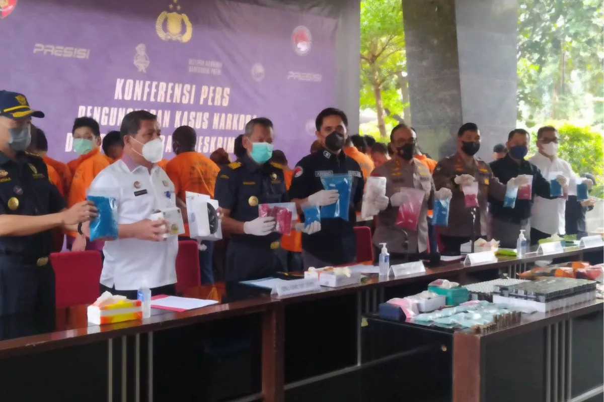 Bareskrim Bongkar Gudang Sabu 29,4 Kg di Apartemen Kelapa Gading