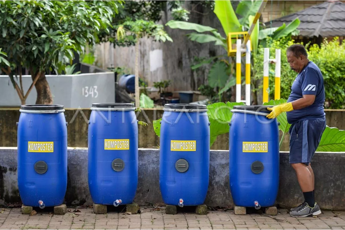 Cara Efektif Kurangi Sampah Rumah Tangga Dengan Sistem Komposter Mandiri