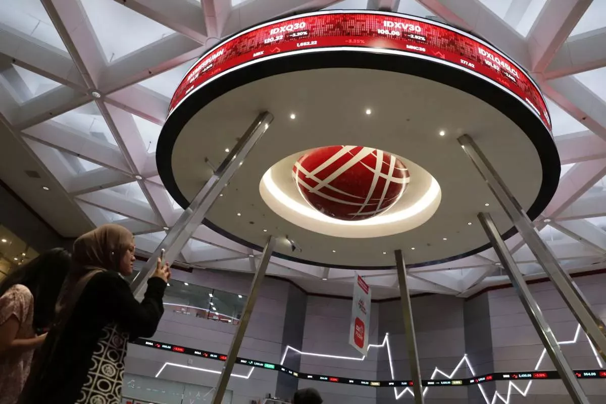 Waspadai IHSG Sideways, Phintraco Jagokan 5 Saham Cuan