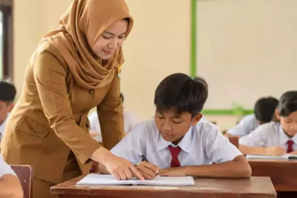 5 Fakta Guru Honorer Tak Jadi Dipecat 2027, Ini Penjelasan Pemerintah