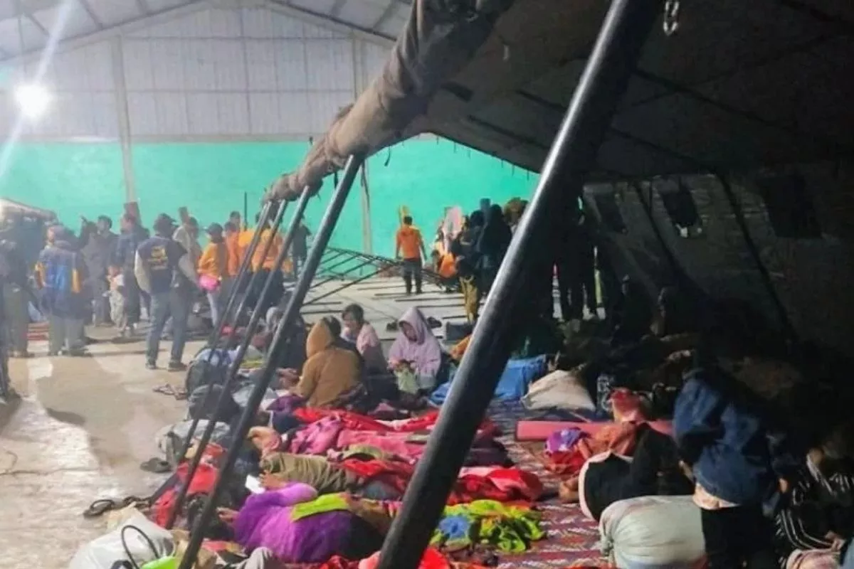 BNPB Evakuasi 615 Warga Imbas Peningkatan Erupsi Sinabung