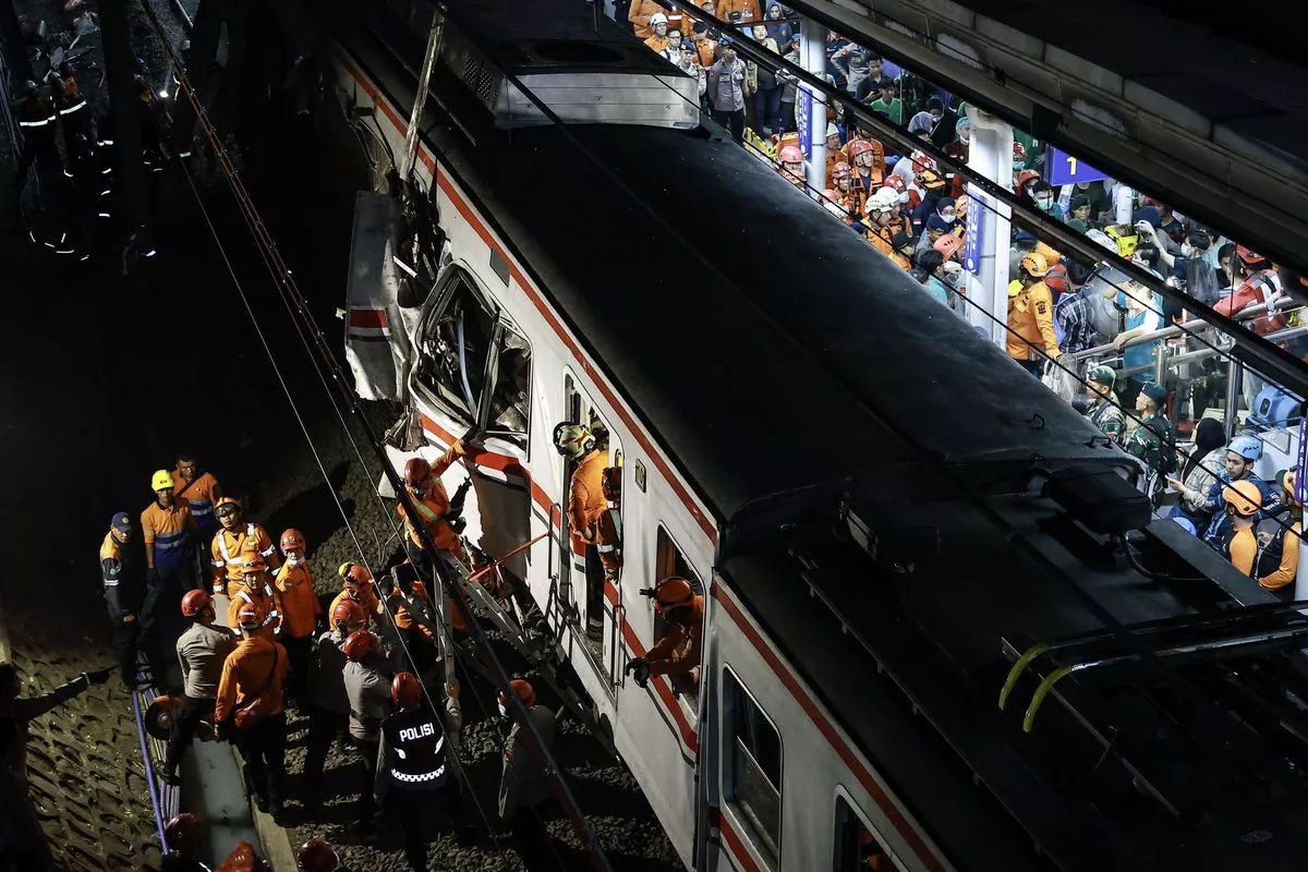 Info Perjalanan KA dari dan Menuju Jakarta yang Dibatalkan Hari Ini